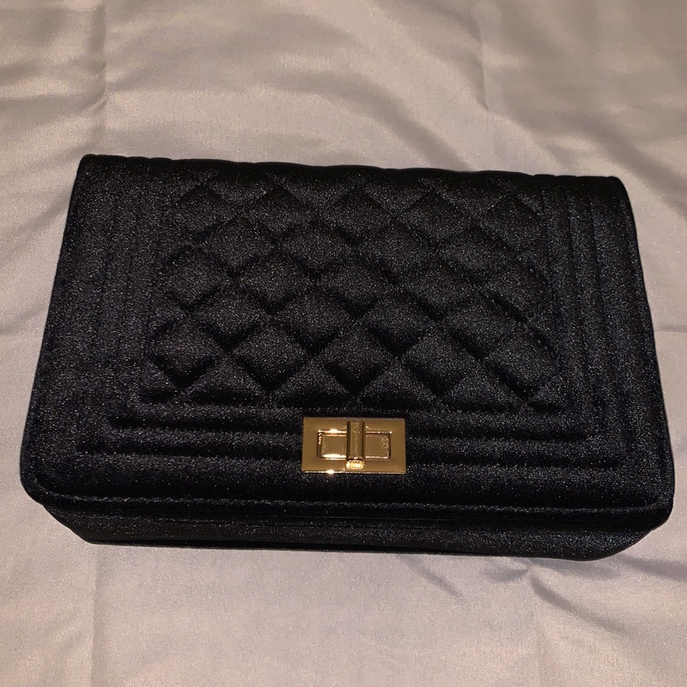 Black Clutch💎